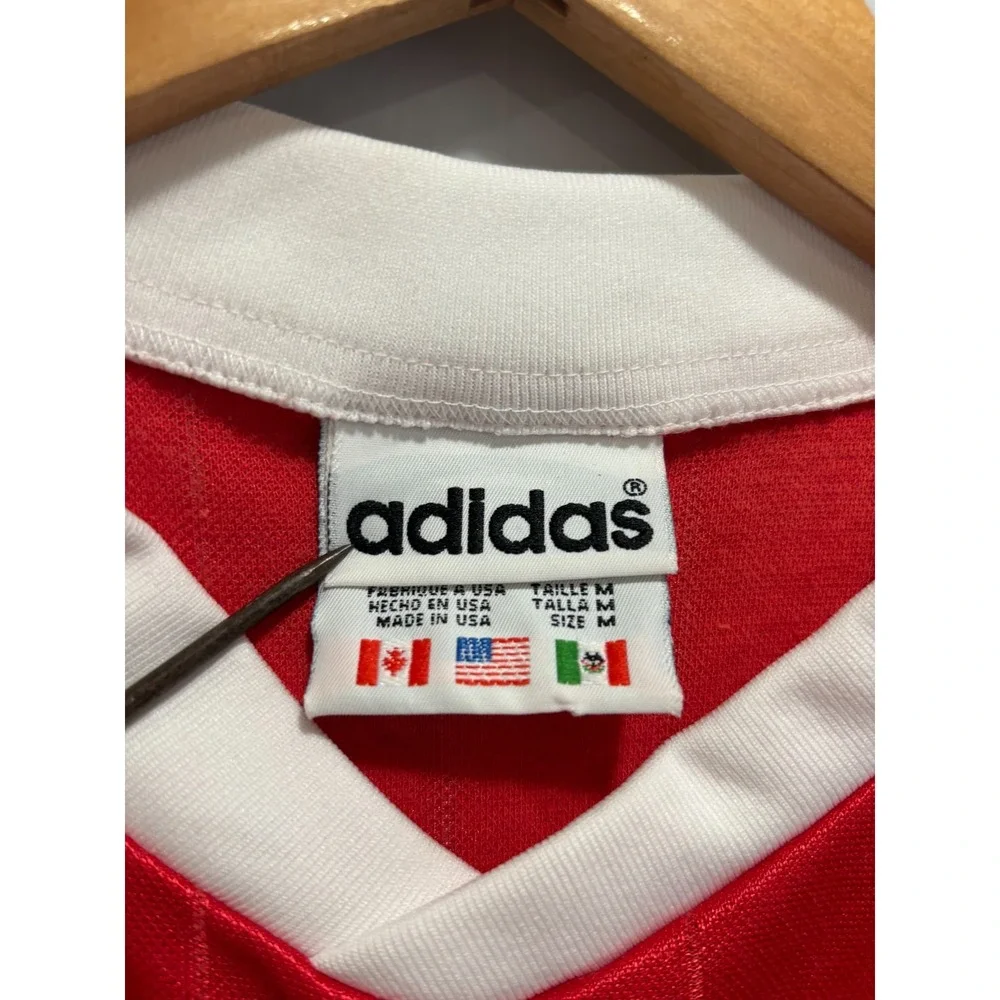Liverpool FC Adidas Soccer Jersey Red St. Paul Blackhawks Medium Alexander Isak